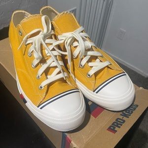 Mens Keds size 12